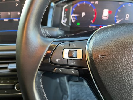 2019 Volkswagen Polo COMFORTLINE AUTOMATIC 1.0 PETROL //REVERSE CAMERA//CARPLAY//WIRELESS PHONE CHARGER// €14,950 thumbnail