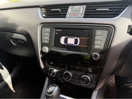 2016 Skoda Octavia - thumbnail 15