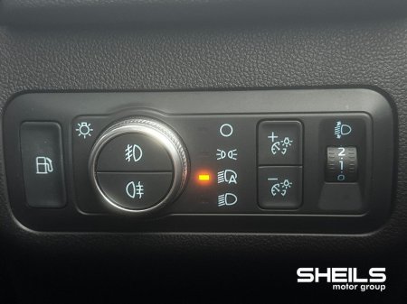 2022 Ford Kuga - thumbnail 40