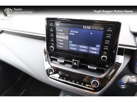 2021 Toyota Corolla HYB LUNA SALOON 4DR AUTO HYBRID €21,950 thumbnail