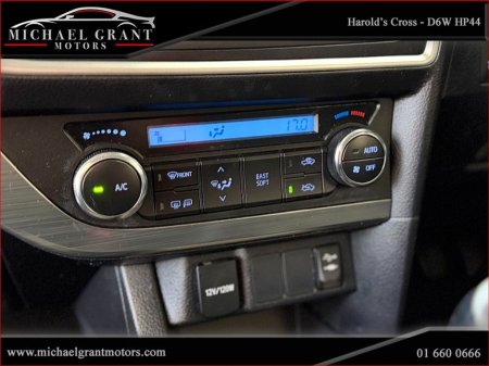 2014 Toyota Auris - thumbnail 23