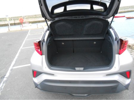 2020 Toyota C-HR - thumbnail 5