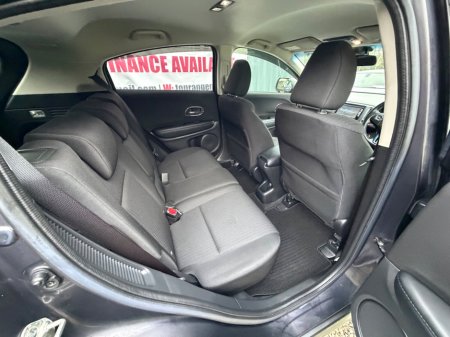 2015 Honda Vezel  €14,500 thumbnail