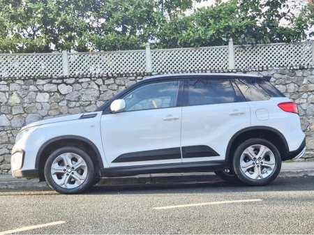 2016 Suzuki Vitara - thumbnail 5