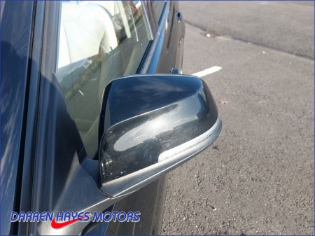 2016 BMW 3 Series - thumbnail 24