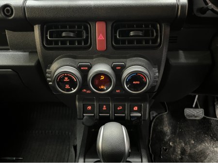 2023 Suzuki Jimny 2023 SUZUKI JIMNY XL 4WD 0.6 AUTOMATIC / HEATED SEATS €28,950 thumbnail