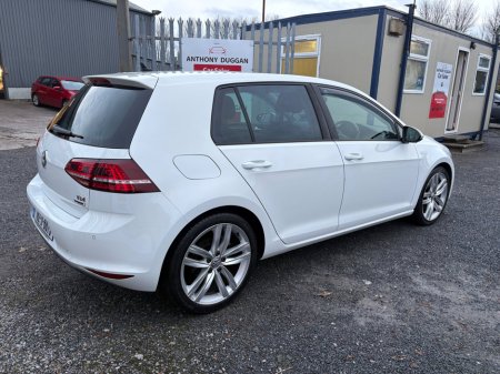 2016 Volkswagen Golf 1.6TDI 3DR 110HP Highline €16,995