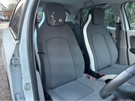 2015 Renault Zoe DYNAMIQUE INTENSE 4DR AUTO €5,995 thumbnail