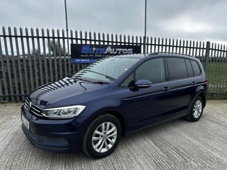 2016 Volkswagen Touran - thumbnail 2