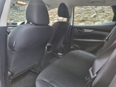 2017 Nissan Qashqai 1.2 PET XE CVT €10,000 thumbnail