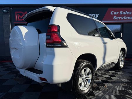 2021 Toyota Landcruiser LAND CRU SWB COMMERCIAL 2DR, VAT INVOICE , Fully Serviced , New 12 MTH DOE , Reverse Camera , 2.8 Dsl Manual , € 143 p/w & €17,950 Trade in / Deposit , Cruise Control , Dual Climate Control , €38,980 thumbnail