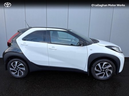 2026 Toyota Aygo X DESIGN WHITE €26,950 thumbnail