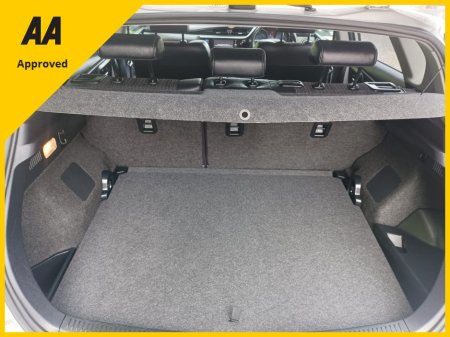 2016 Toyota Auris 1.8 PETROL HYBRID HALF LEATHER INTERIOR IMMACULATE INSIDE WITH ONLY 27,404kms COMPREHENSIVE SERVICE HISTORY (10 STAMPS) REVERSE CAMERA TOUCH SCREEN RADIO APPLE CARPLAY&ANDROIDAUTO FACTORY IMMOBILISER €16,795 thumbnail