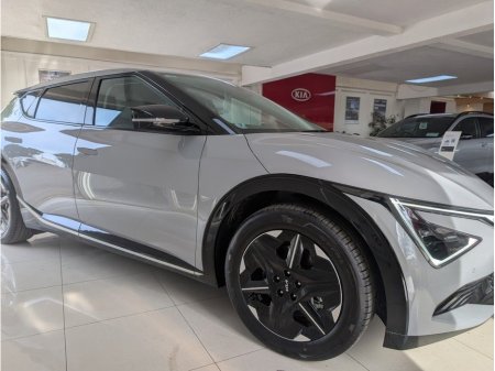 2026 Kia EV6 - thumbnail 4