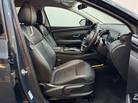 2023 Hyundai Tucson 4WD Executive Plus PHEV Auto €38,995 thumbnail
