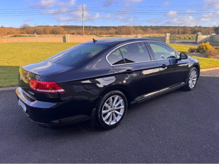 2015 Volkswagen Passat - thumbnail 7