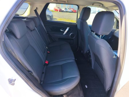 2020 Land Rover Discovery Sport - thumbnail 11