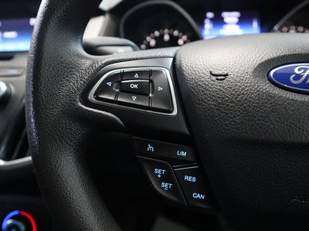 2016 Ford Focus *105* 1.5 TDCI STYLE ECONETIC 105PS 5DR €8,995 thumbnail