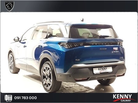 2025 Peugeot 5008 eALLURE 73KWH 210BHP €46,991