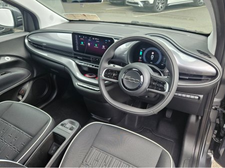 2025 Fiat 500e Icon  42kw  XMAS SALE Last One Available €20,950