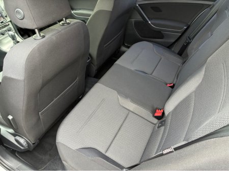 2014 Volkswagen Golf - thumbnail 14