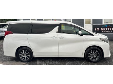 2015 Toyota Alphard - thumbnail 4