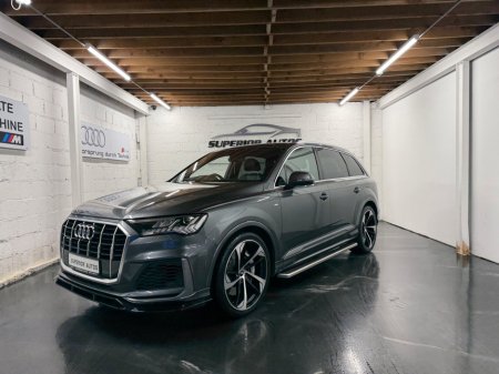 2021 Audi Q7 55 TFSI e S Line €54,995 thumbnail