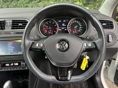 2017 Volkswagen Polo - thumbnail 4