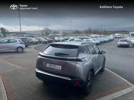 2022 Peugeot 2008 - thumbnail 2