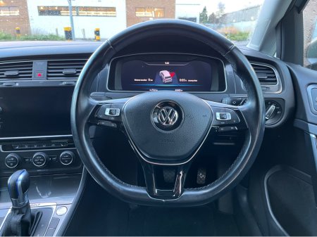 2020 Volkswagen E-Golf 136BHP 5DR AUTO E-GOLF , €16,450 thumbnail