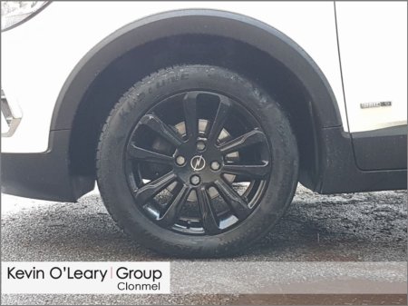 2023 Opel Crossland SRI 1.2i 83PS 5 Speed €19,995 thumbnail