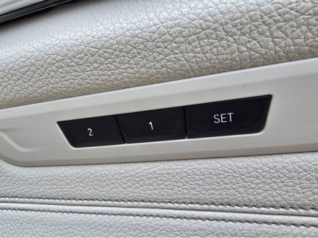 2017 BMW 5 Series - thumbnail 21