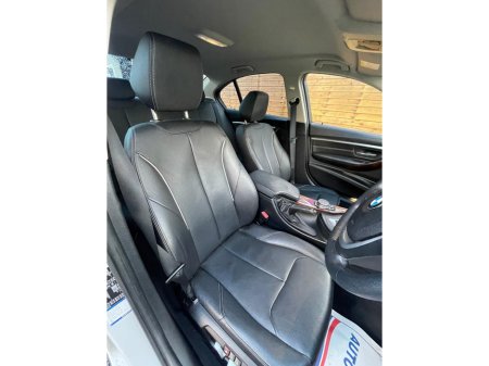 2016 BMW 3 Series  €16,950 thumbnail