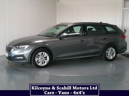 2023 Skoda Octavia - thumbnail 3