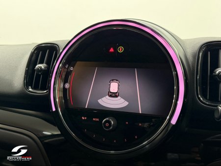 2022 MINI Countryman (221) COUNTRYMAN E ALL4 CLA CLASSIC €32,995 thumbnail