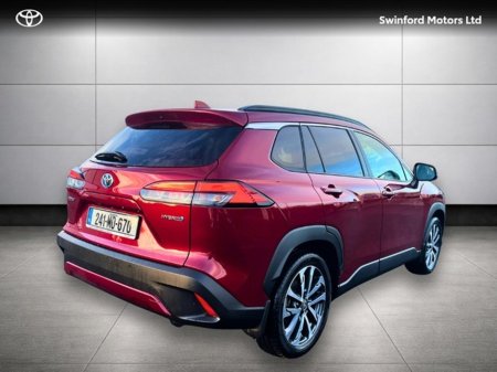 2024 Toyota Corolla Cross COROLLA CROSS SOL 1.8 €37,950 thumbnail