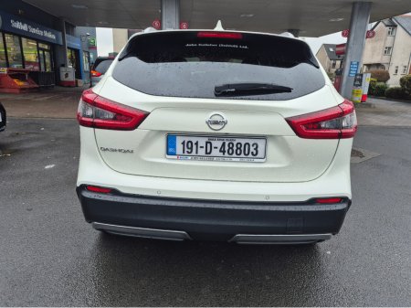 2019 Nissan Qashqai 1.5 DCI 115PS N-CONNEC N-CONNECTA 5DR €13,950 thumbnail