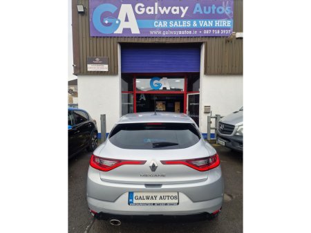 2016 Renault Megane - thumbnail 14