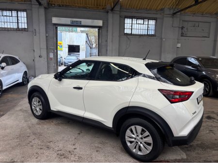 2021 Nissan Juke - thumbnail 5