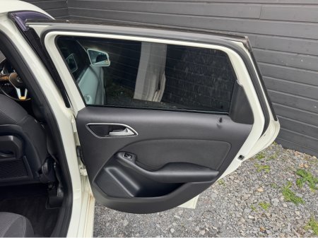 2014 Mercedes-Benz B Class - thumbnail 16