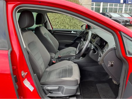 2019 Volkswagen Golf - thumbnail 10