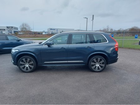 2023 Volvo XC90 - thumbnail 6