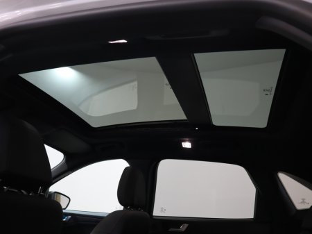 2025 Ford Kuga - thumbnail 12