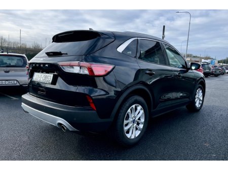 2022 Ford Kuga 1.5 EcoBlue 120PS Titanium €27,495 thumbnail