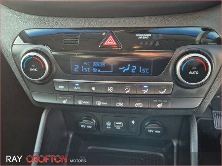 2019 Hyundai Tucson 2WD Executive thumbnail