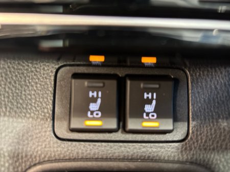 2026 Toyota Corolla Cross - thumbnail 17