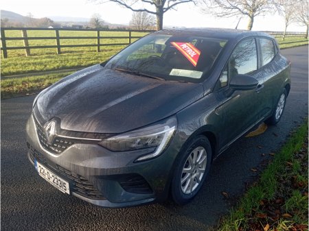 2022 Renault Clio Dynamique SCe 65 €14,990