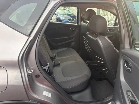 2016 Renault Captur INTENSE TCE 90    PETROL  LOW  MILEAGE €9,950 thumbnail