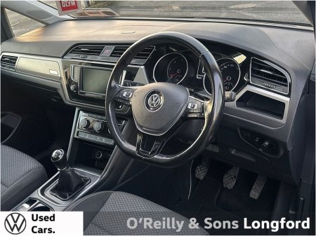 2016 Volkswagen Touran - thumbnail 4