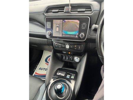 2021 Nissan Leaf - thumbnail 15